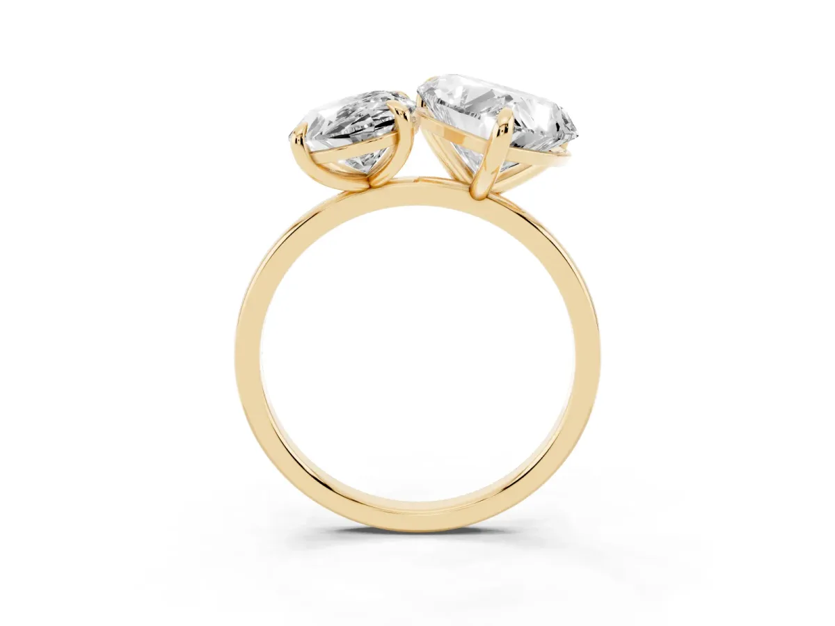 Oval and Heart Toi Moi Ring with Prong Setting and Plain Band Yellow gold