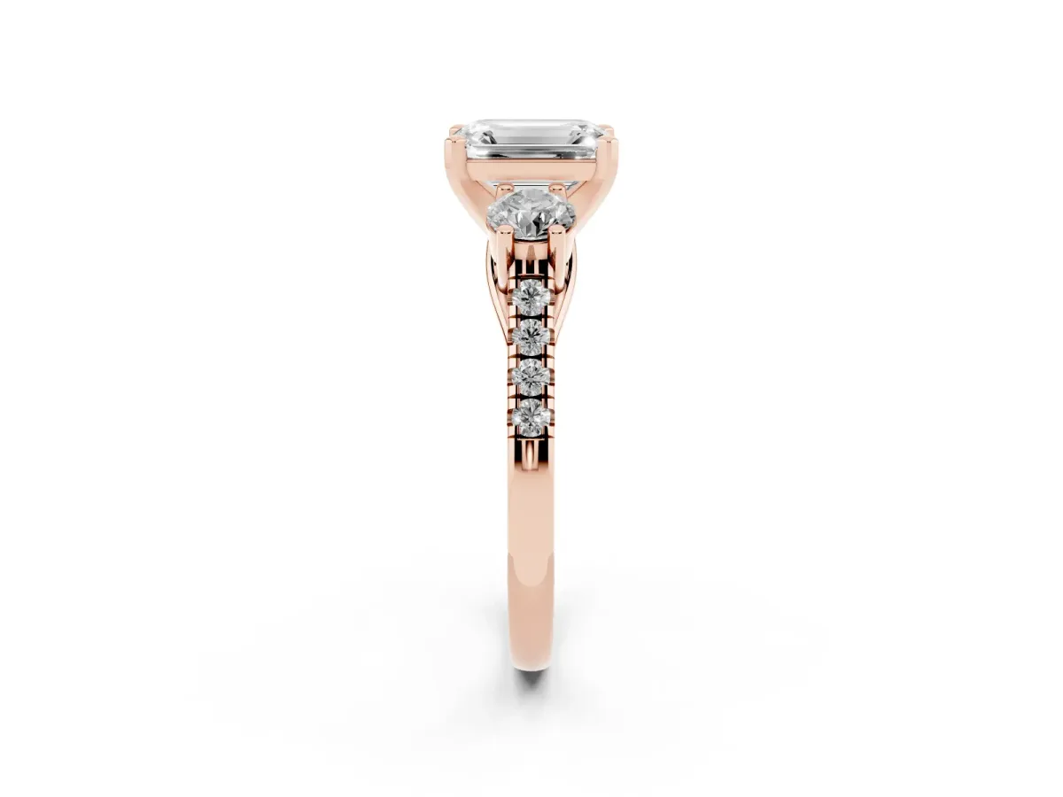 Three-Stone Emerald Cut Diamond Pavé Band with Four-Prong Setting Rose gold