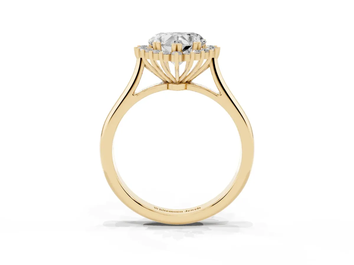 Heart Cut Cut Diamond Halo Ring with Solitaire Band and Prong Setting Yellow gold