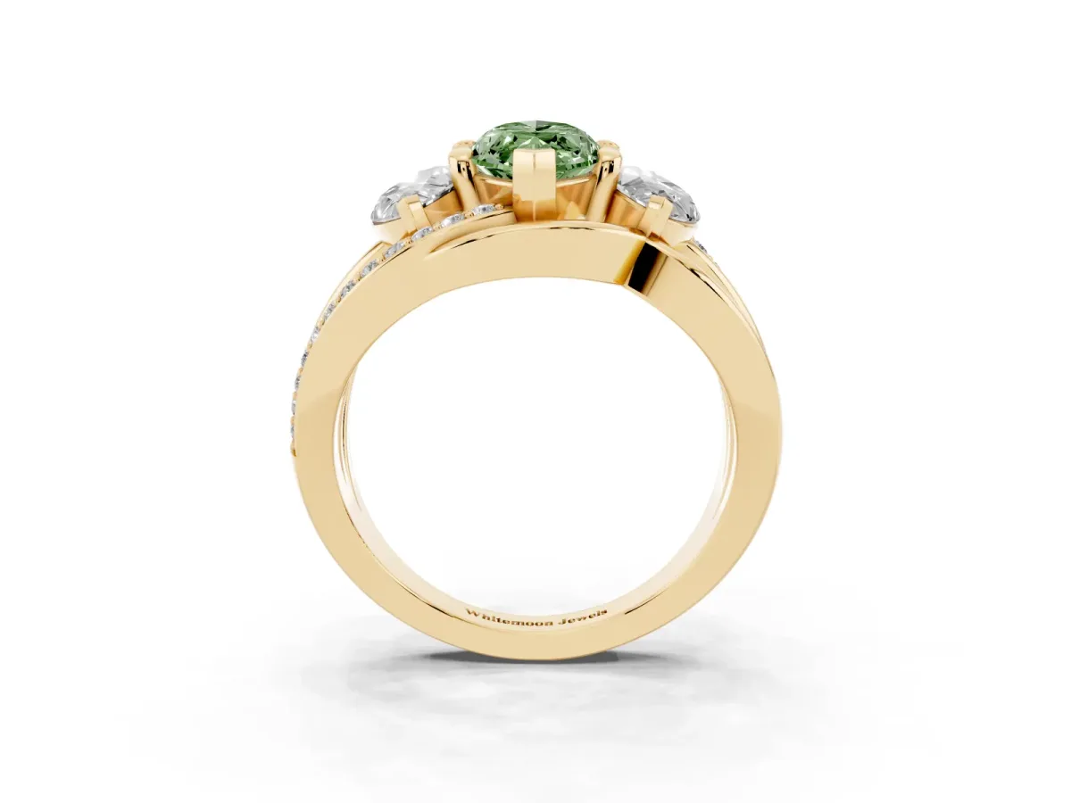 Fancy Green Three-Stone Marquise Cut Cut Diamond Split Shank Prong Set Ring Yellow gold