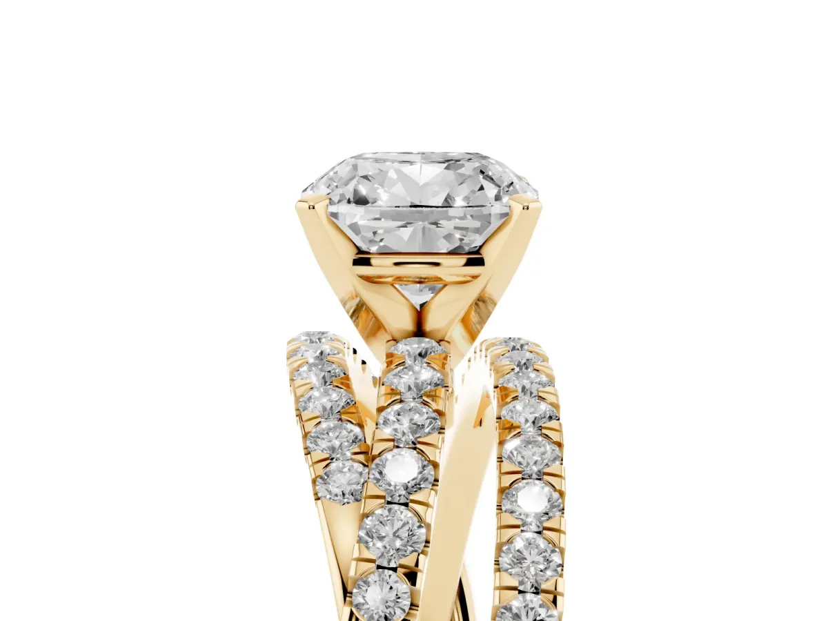 Cushion Cut Solitaire Twist Band with Pavé Setting and Four-Prong Setting Yellow gold