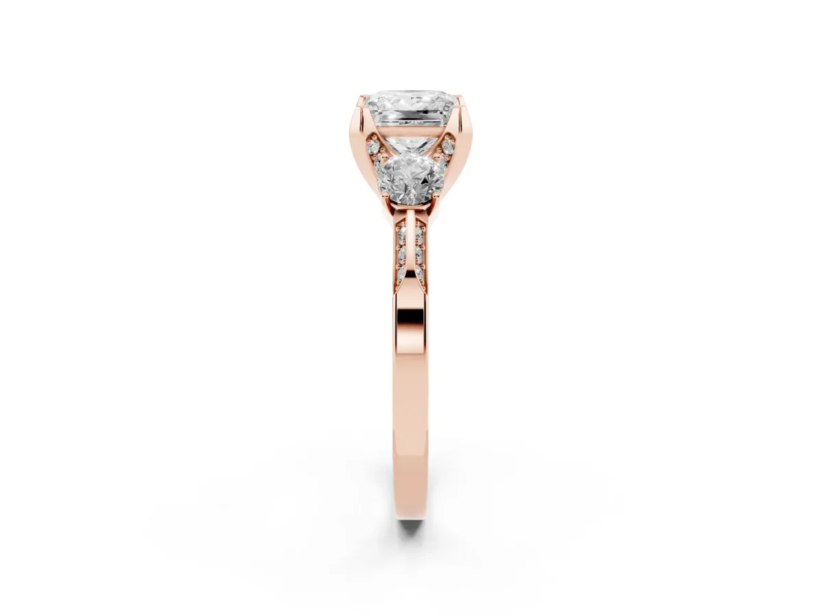 Princess Cut Brilliant Three-Stone Diamond Ring with Pavé Band and Four-Prong Setting Rose gold