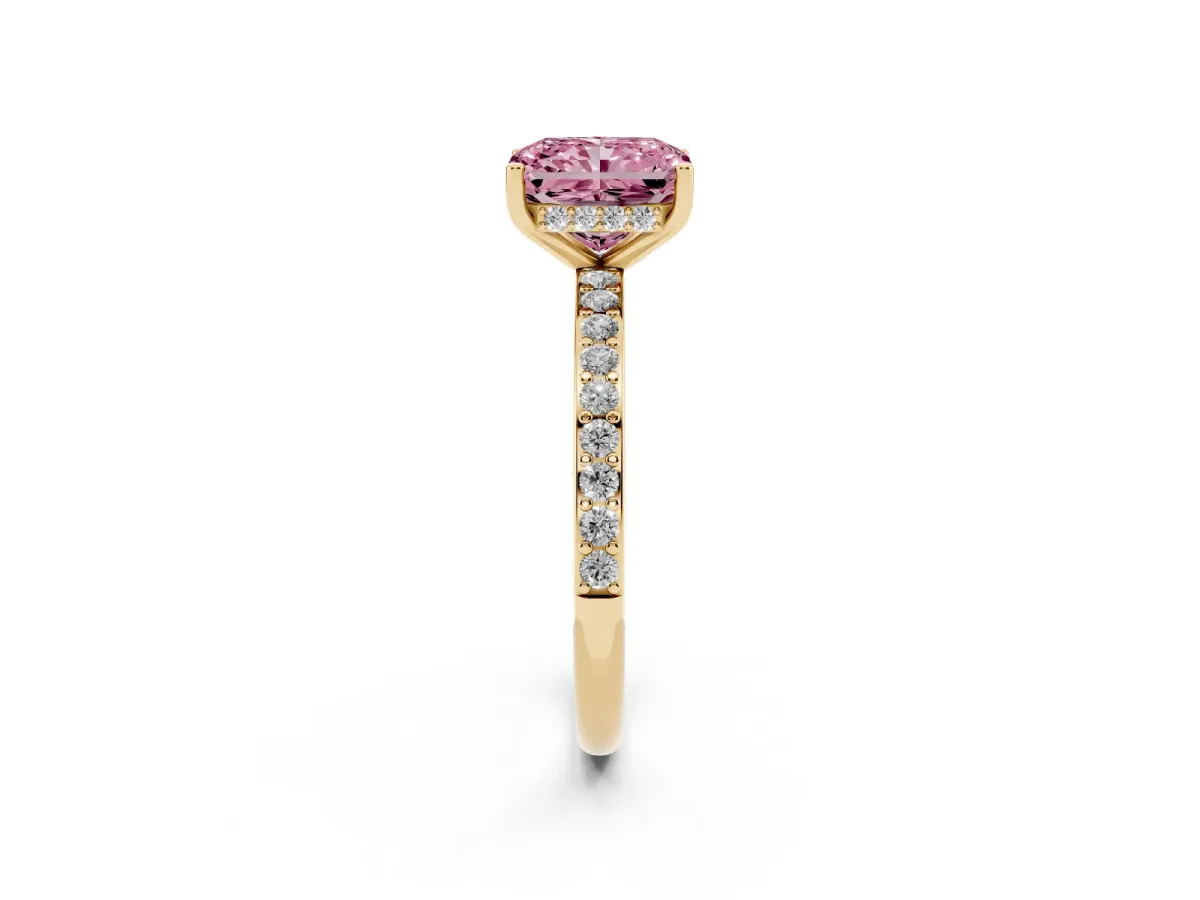 Fancy Pink Radiant Cut Cut Diamond Pavé Band Ring with Four-Prong Setting Yellow gold