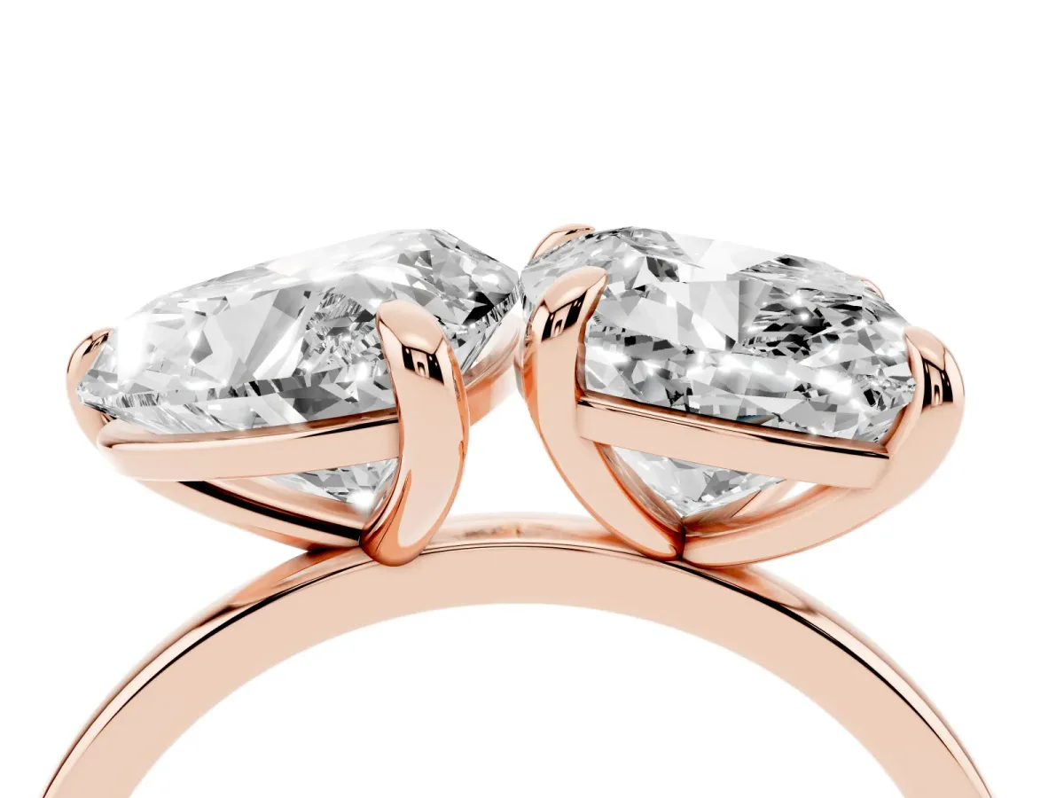 Cushion and Heart Toi Moi Ring with Prong Setting and Plain Band Rose gold