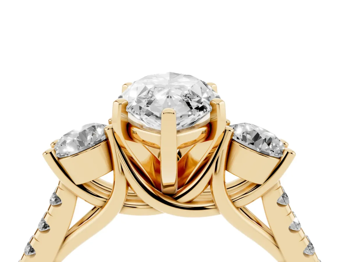 Three-Stone Marquise Cut Diamond Pavé Band with Four-Prong Setting Yellow gold