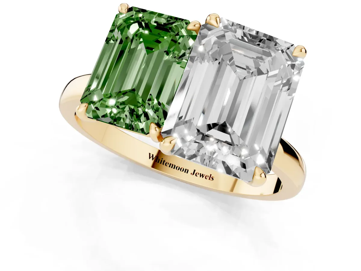 Fancy Green Emerald Cut and Emerald Cut Toi Moi Ring with Prong Setting Yellow gold