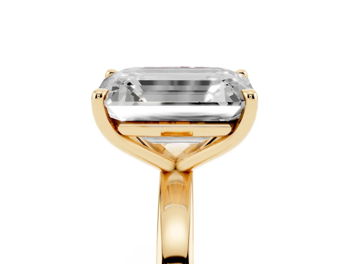 Fancy Pink Radiant Cut and Emerald Cut Toi Moi Ring with Prong Setting Yellow gold