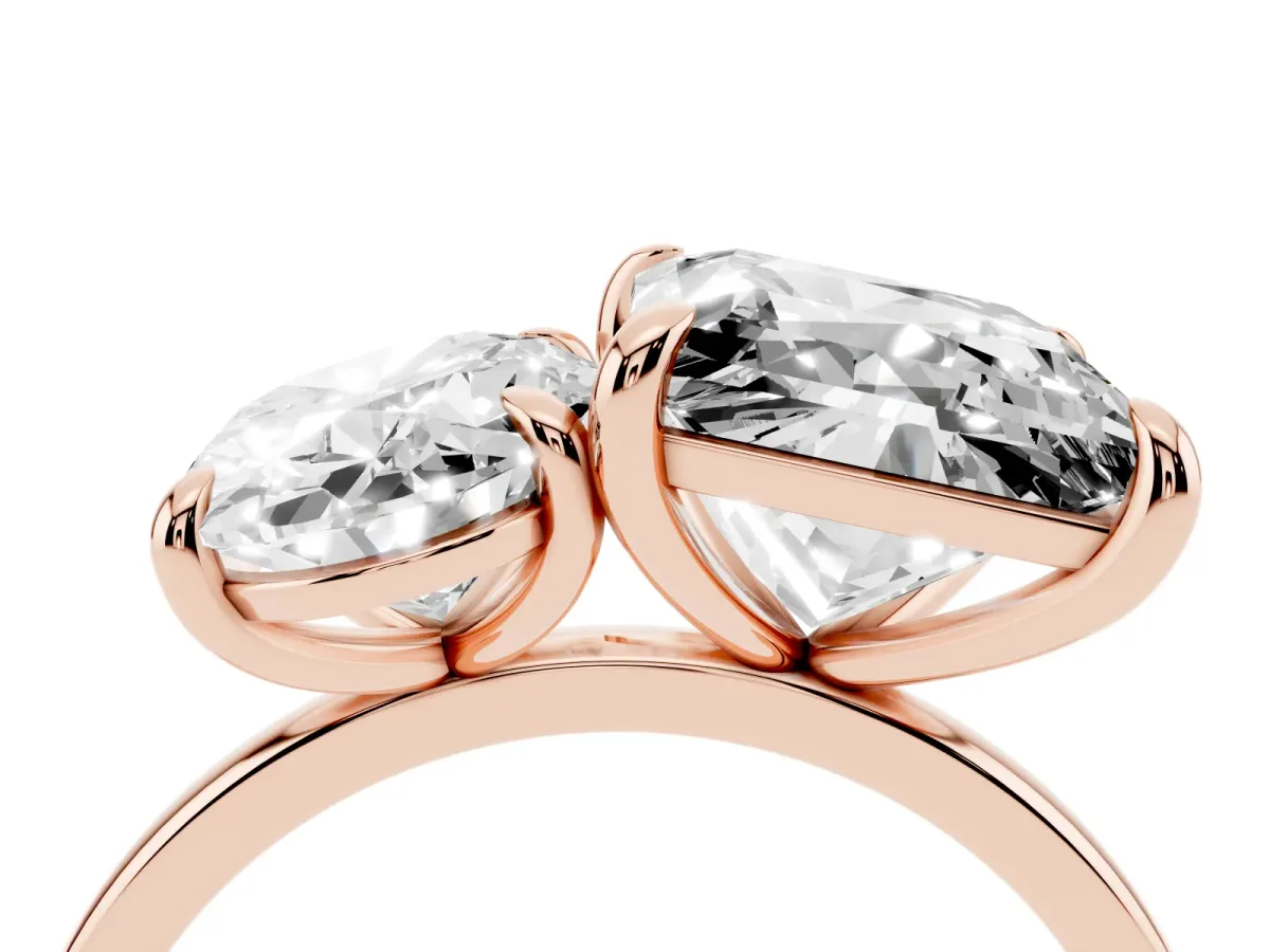 Oval and Princess Toi Moi Ring with Prong Setting and Plain Band Rose gold