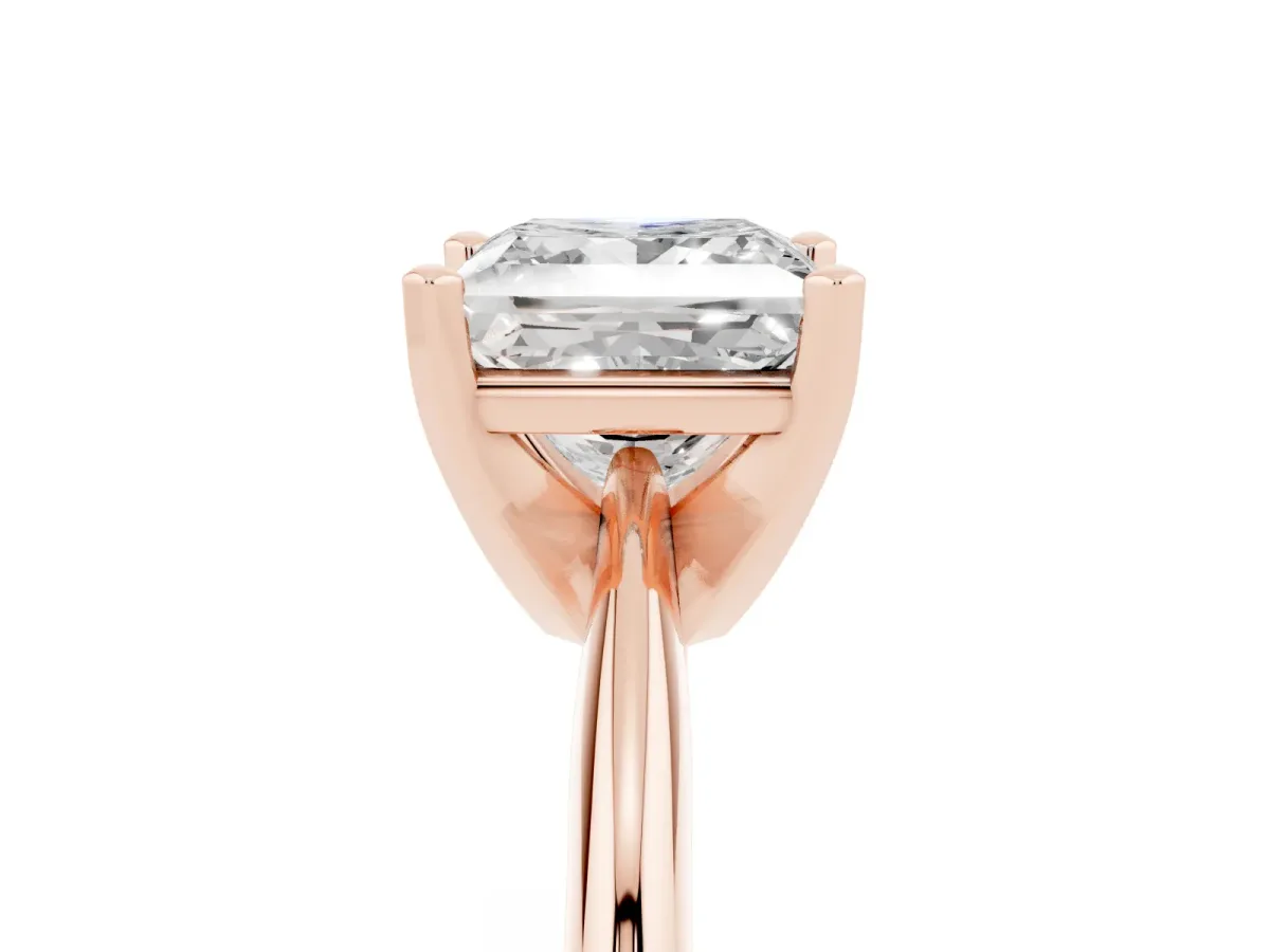 Princess Cut Cut Solitaire Ring with Four-Prong Setting on a Classic Band Rose gold