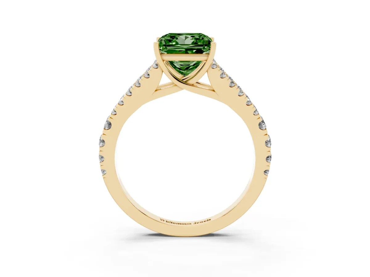 Fancy Green Princess Cut Diamond Split Shank Engagement Ring with Round Pavé and Prong Setting Yellow gold