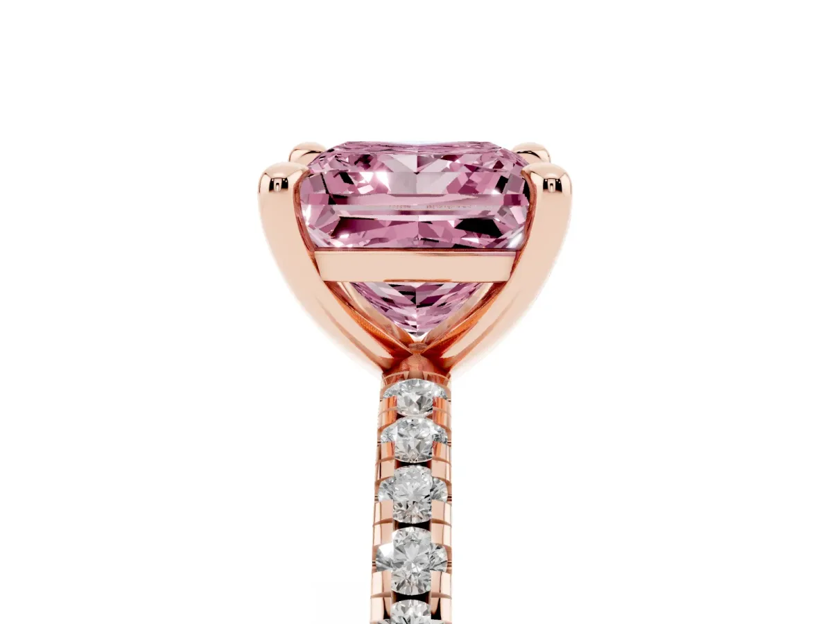 Fancy Pink Princess Cut Diamond Brilliant Solitaire Ring with Pavé Band and Four-Prong Setting Rose gold