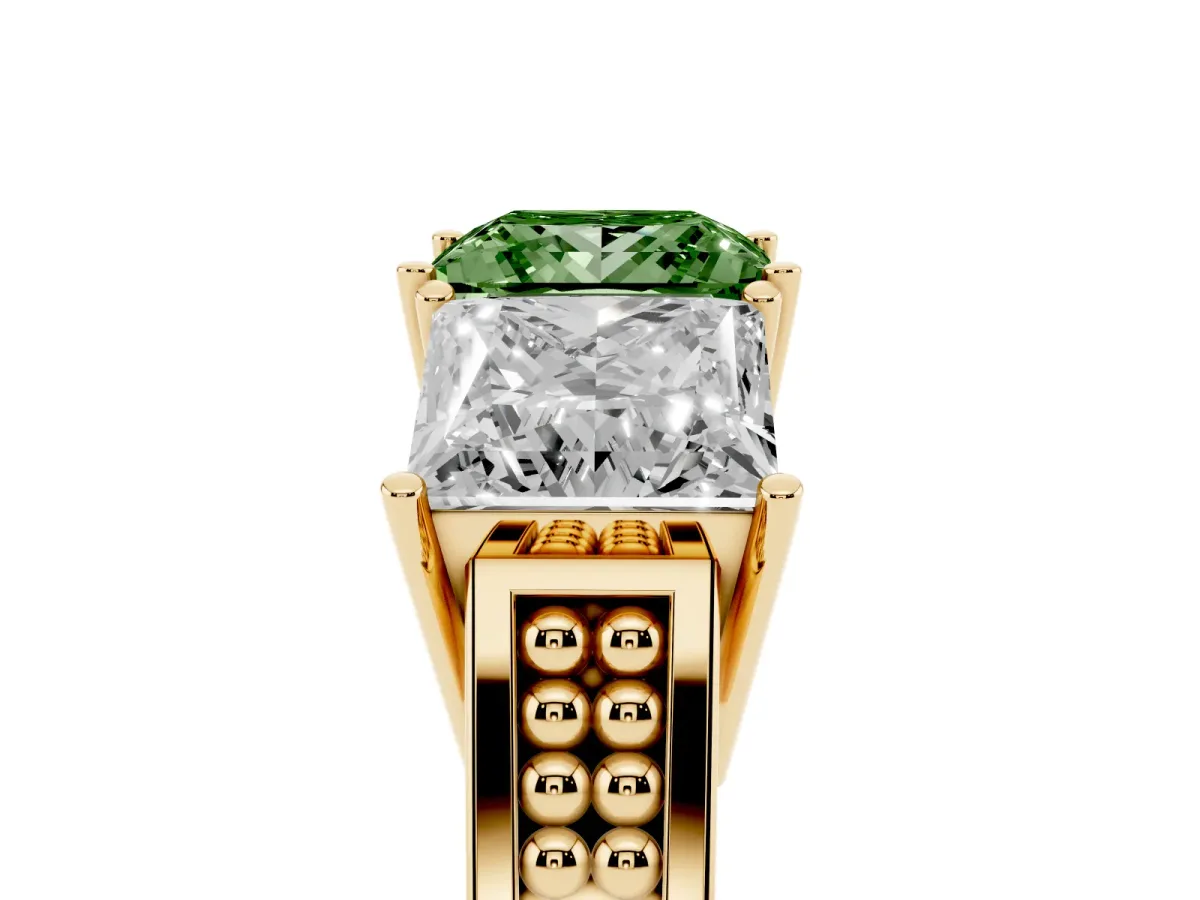 Fancy Green Princess Cut Diamond Three-Stone Ring with Prong Setting and Textured Band Yellow gold