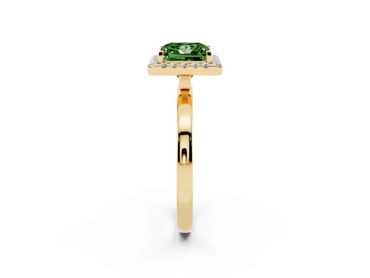 Fancy Green Princess Cut Halo Diamond Solitaire with Pavé Band and Four-Prong Setting Yellow gold
