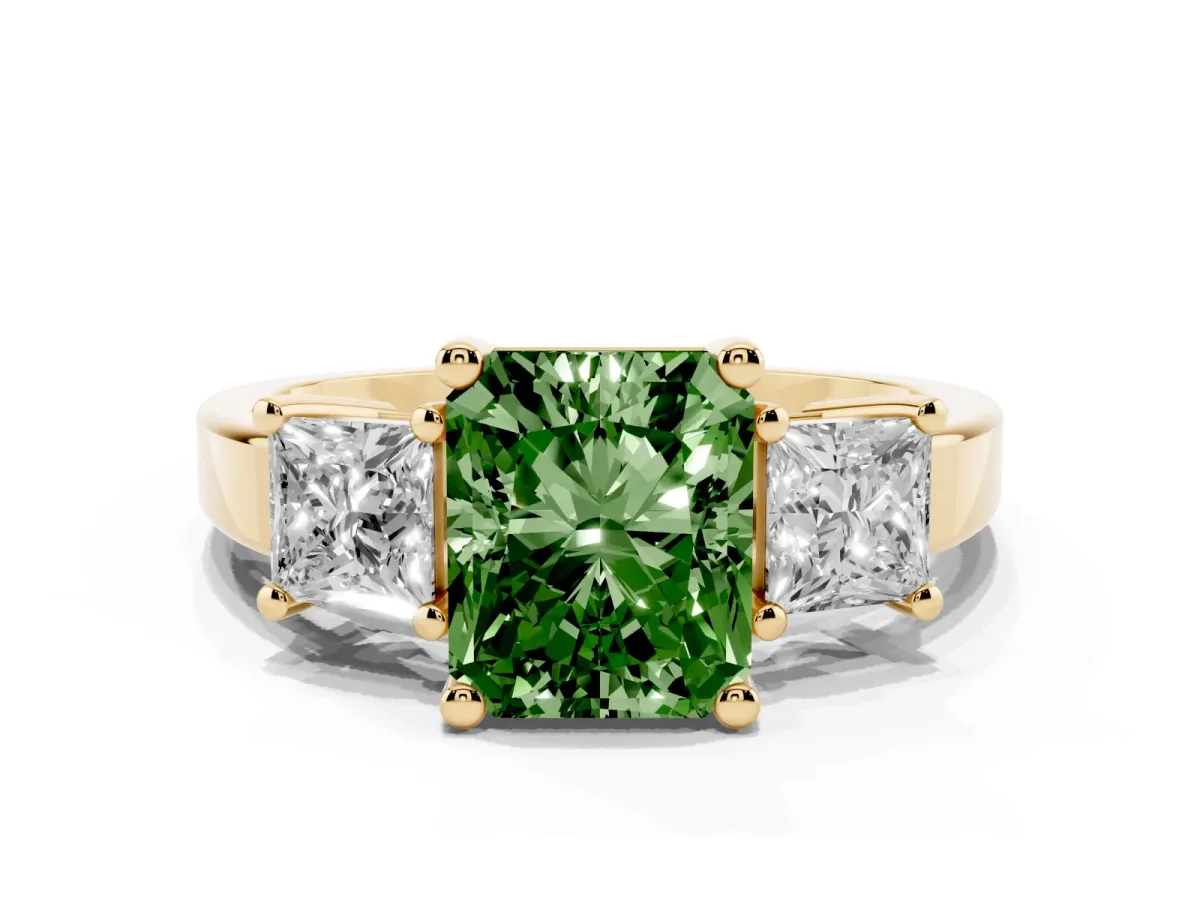 Fancy Green Three-Stone Radiant Cut Cut Solitaire Ring with Prong Setting Yellow gold