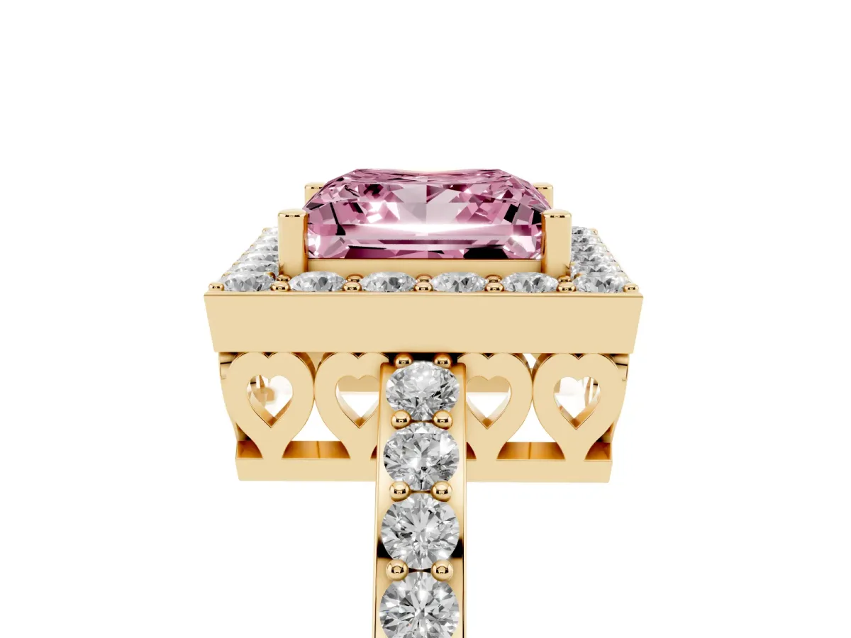 Fancy Pink Princess Cut Halo Diamond Pavé Band Ring with Prong Setting Yellow gold