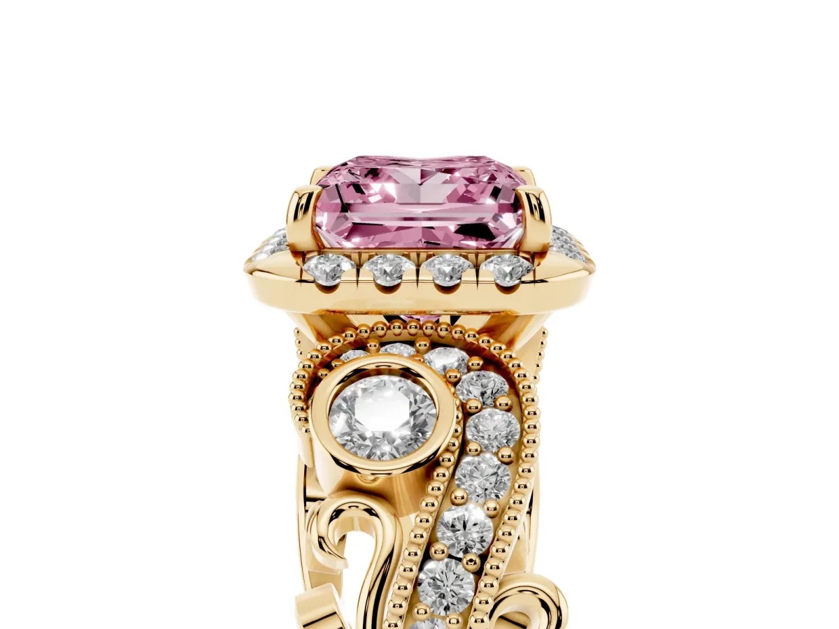 Fancy Pink Princess Cut Diamond Halo Ring with Milgrain Pavé Band and Four-Prong Setting Yellow gold