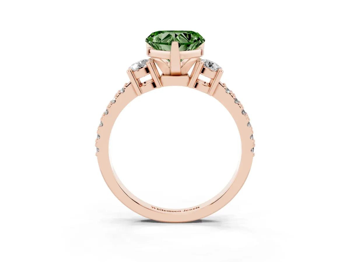 Fancy Green Heart Cut Three-Stone Diamond Pavé Band with Prong Setting Rose gold