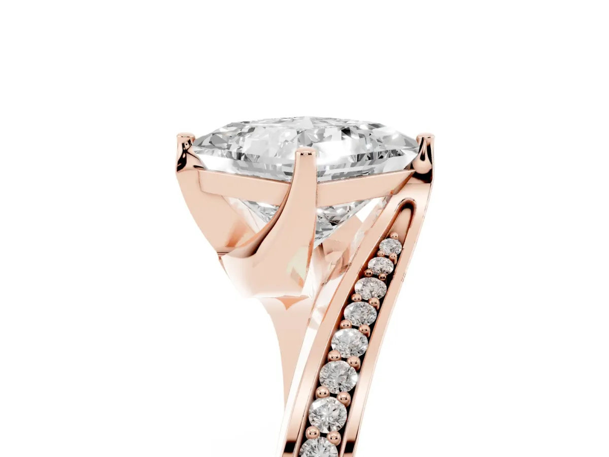 Princess Cut Solitaire Diamond Twist Band with Pavé Setting and Four-Prong Setting Rose gold