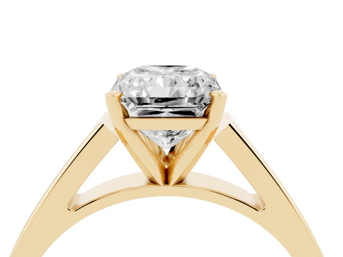 Radiant Cut Solitaire Engagement Ring with Four-Prong Setting and Tapered Band Yellow gold
