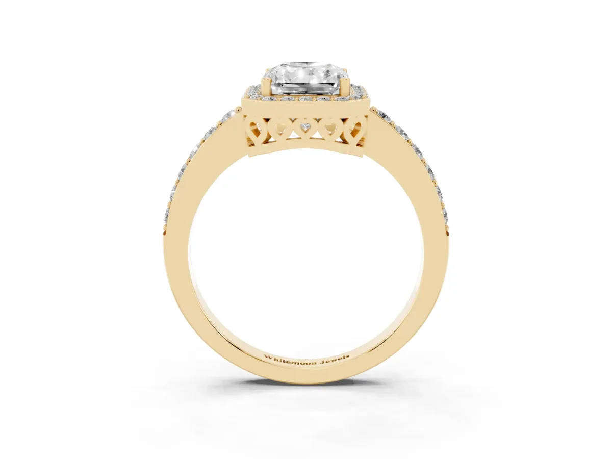 Radiant Cut Halo Diamond Pavé Band Ring with Prong Setting Yellow gold