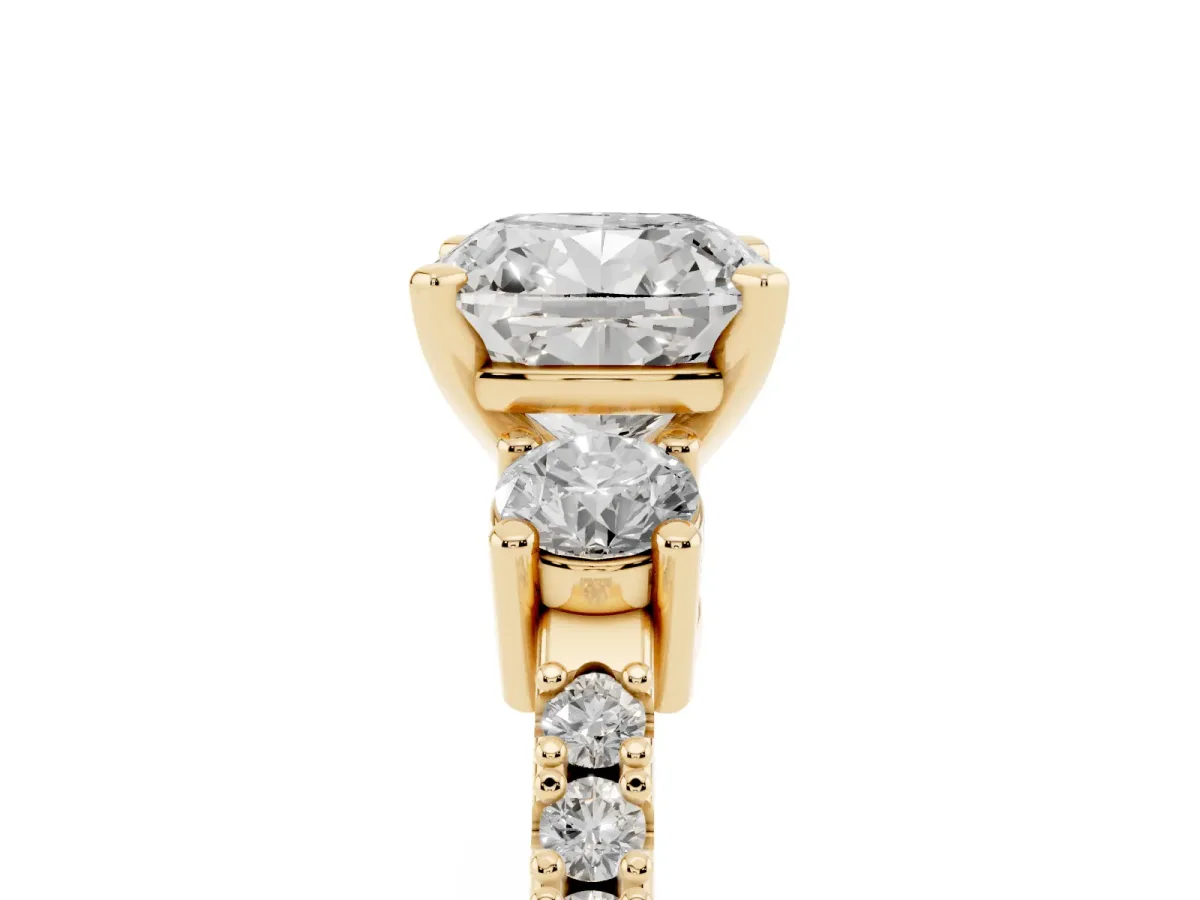 Cushion Cut Three-Stone Diamond Pavé Band with Prong Setting Yellow gold