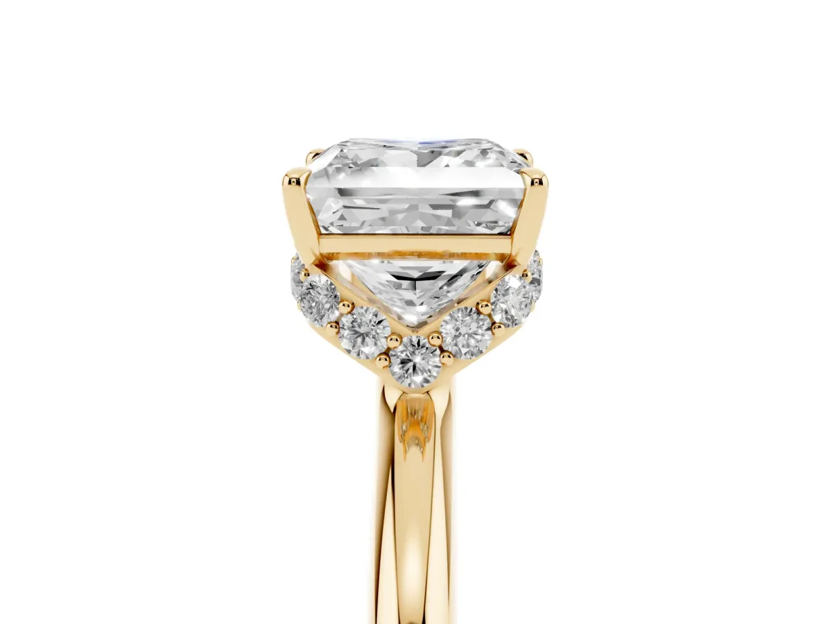 Princess Cut Brilliant Solitaire Engagement Ring with Six-Prong Setting and Classic Band Yellow gold