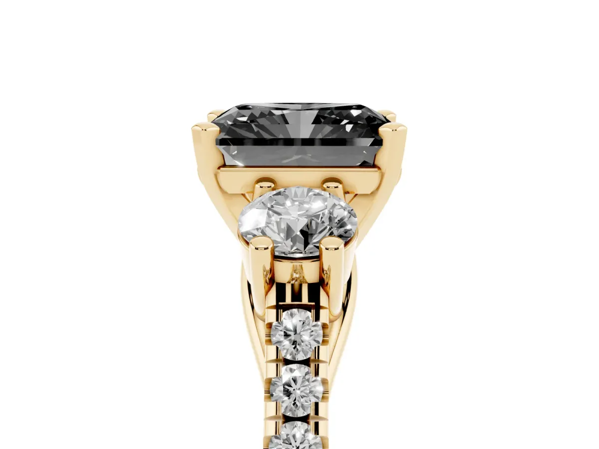 Fancy Black Three-Stone Radiant Cut Diamond Pavé Band with Four-Prong Setting Yellow gold