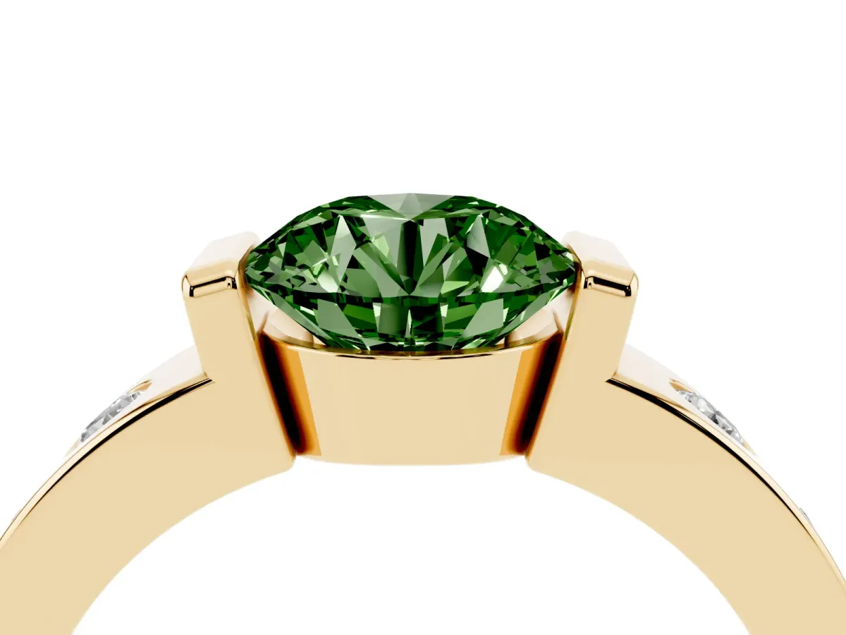 Fancy Green Round Cut Brilliant Channel-Set Diamond Ring with Bezel Prong Setting Yellow gold