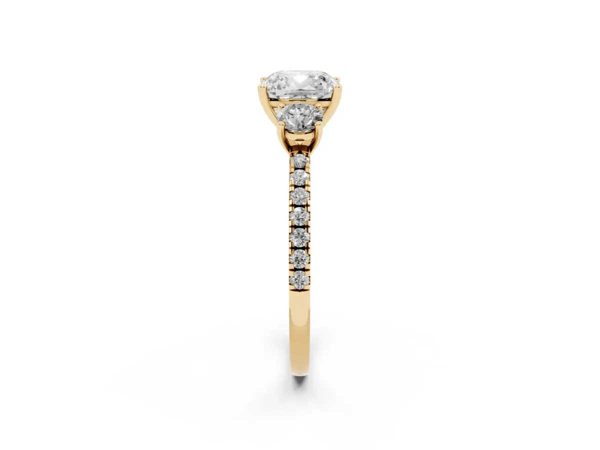 Three-Stone Cushion Cut Cut Diamond Pavé Band with Prong Setting Yellow gold