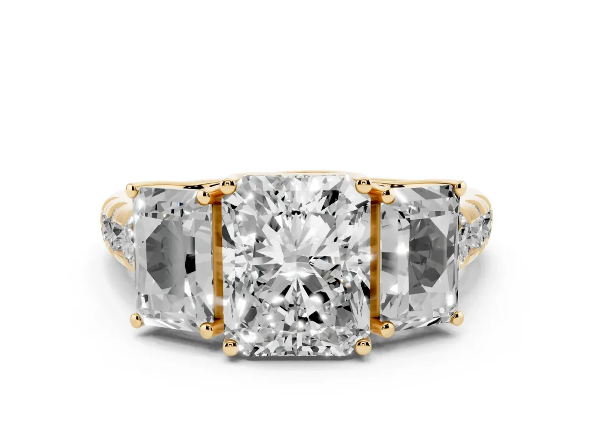 Three-Stone Radiant Cut Diamond Pavé Band with Prong Setting Yellow gold