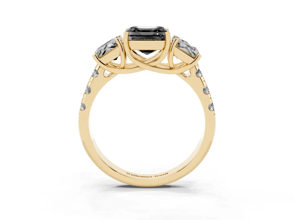 Fancy Black Three-Stone Asscher Cut Diamond Pavé Band with Prong Setting Yellow gold