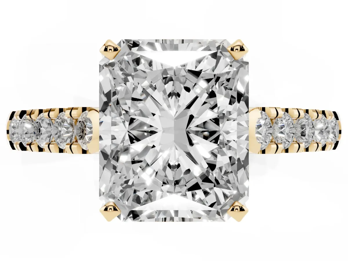 Radiant Cut Diamond Pavé Band Solitaire Ring with Prong Setting Yellow gold