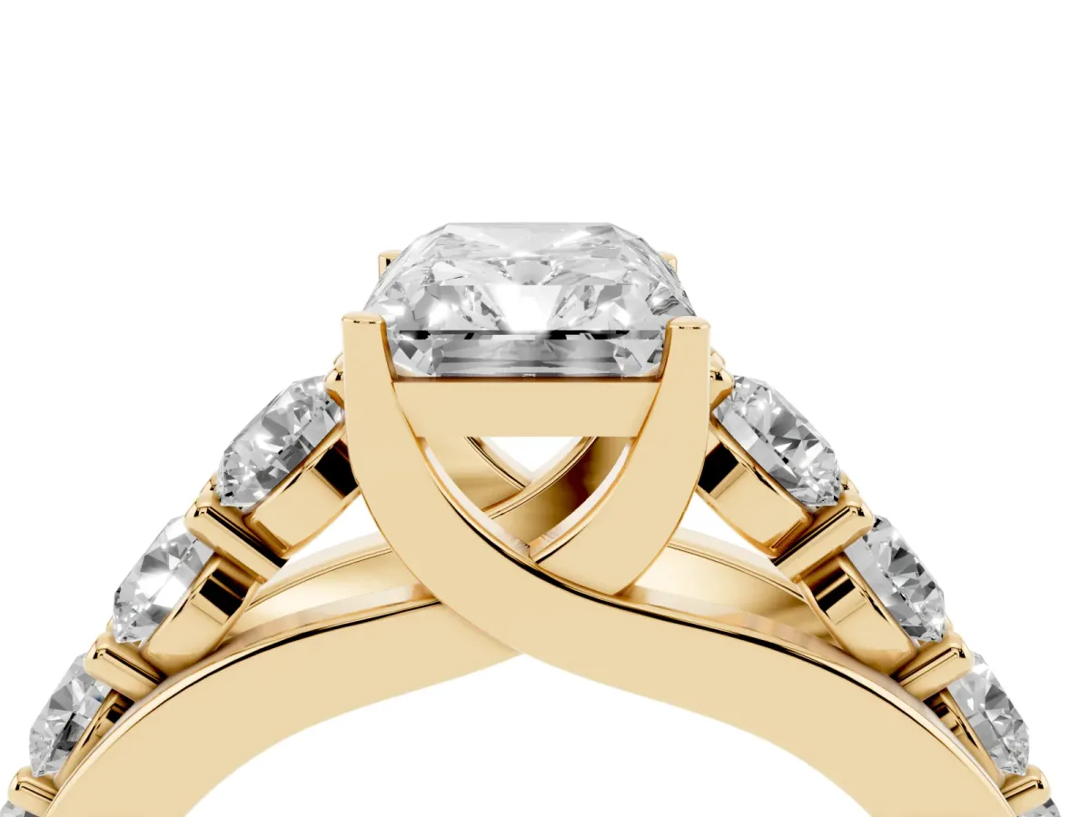 Radiant Cut Diamond Engagement Ring with Pavé Band and Four-Prong Setting Yellow gold