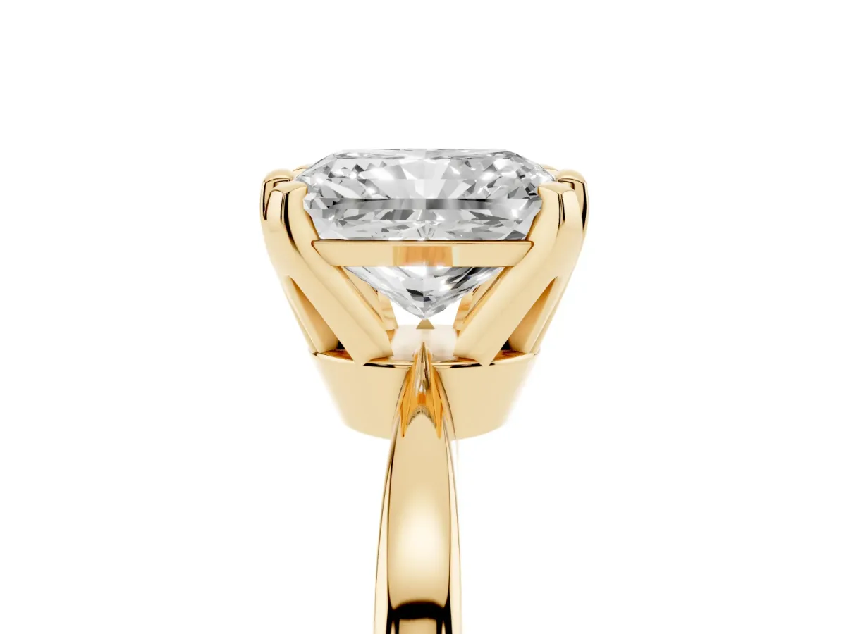 Radiant Cut Solitaire Engagement Ring with Six-Prong Setting and Tapered Band Yellow gold