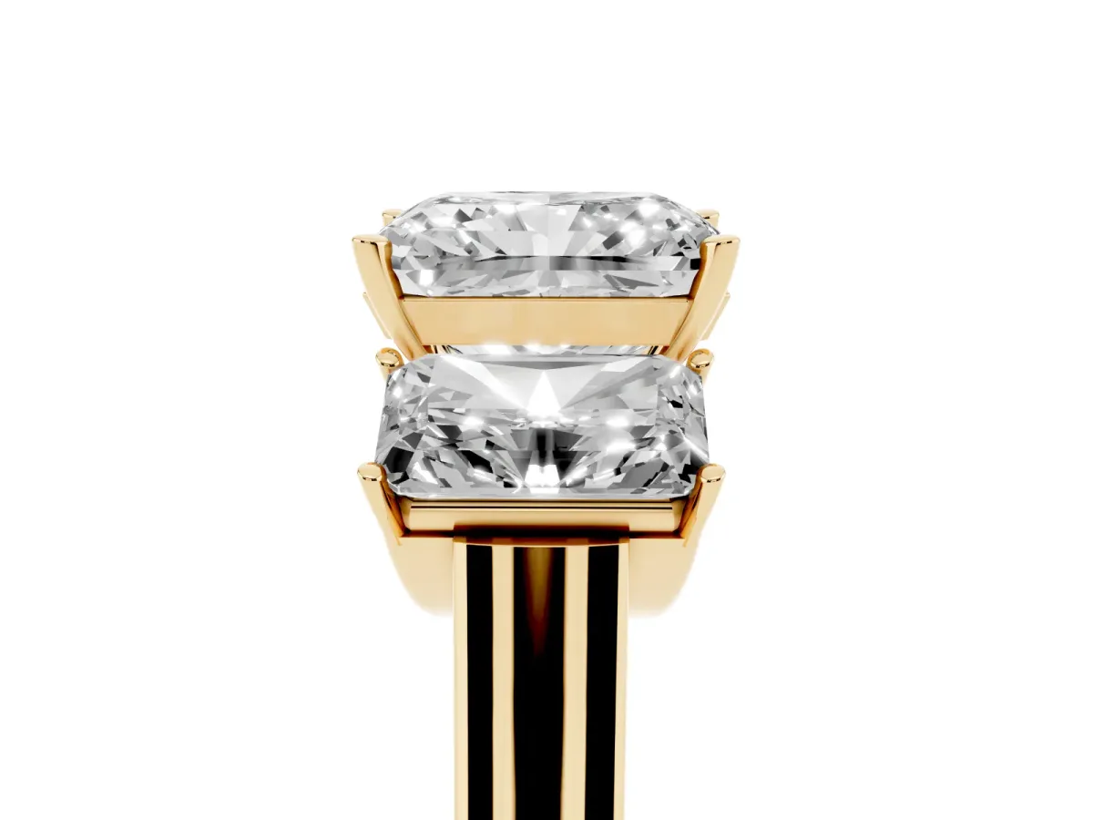 Three-Stone Radiant Cut Brilliant Diamond Trellis Ring with Comfort Fit Band Yellow gold