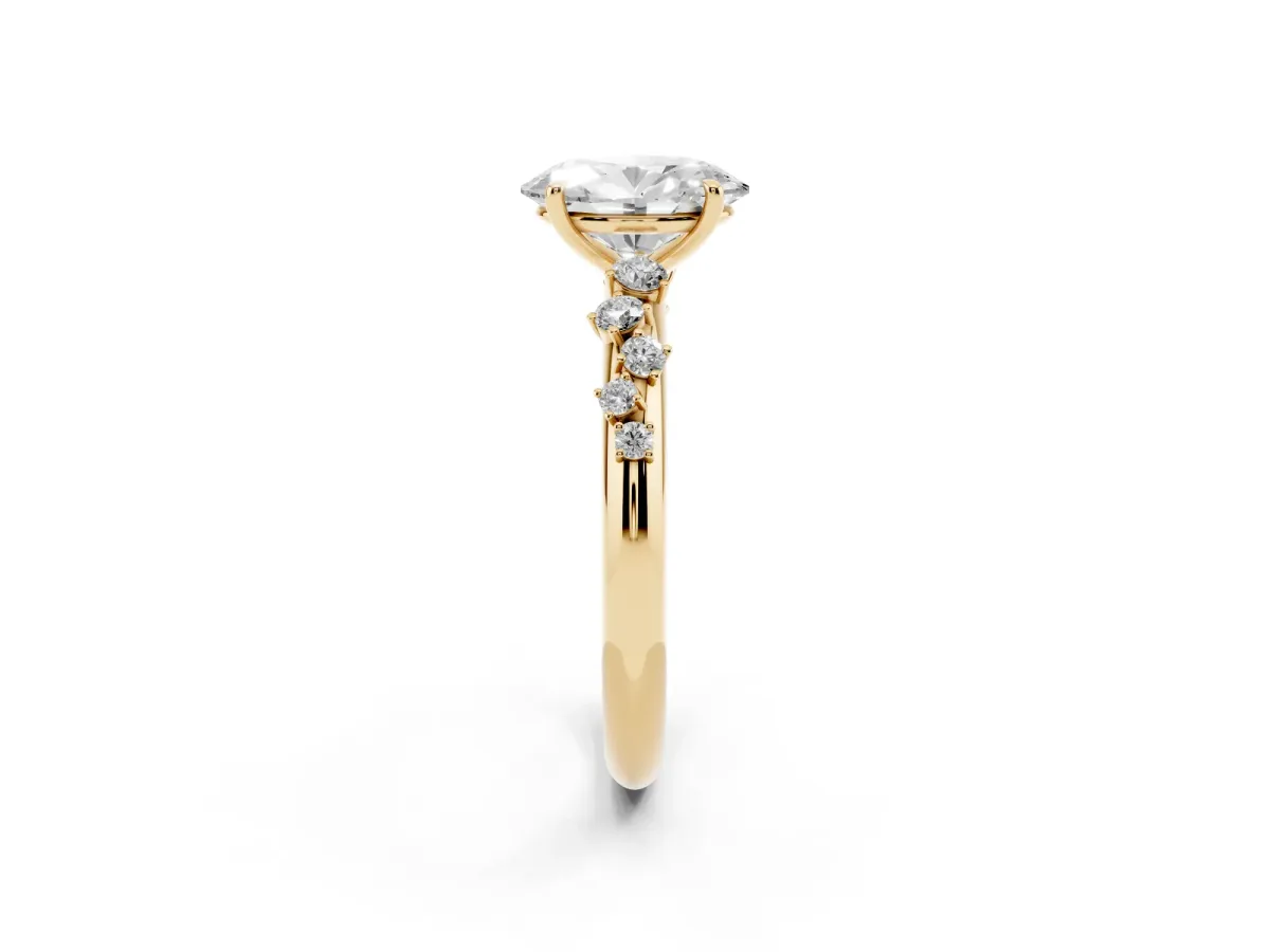 Oval Cut Diamond Cluster Prong-Set Solitaire Ring Yellow gold