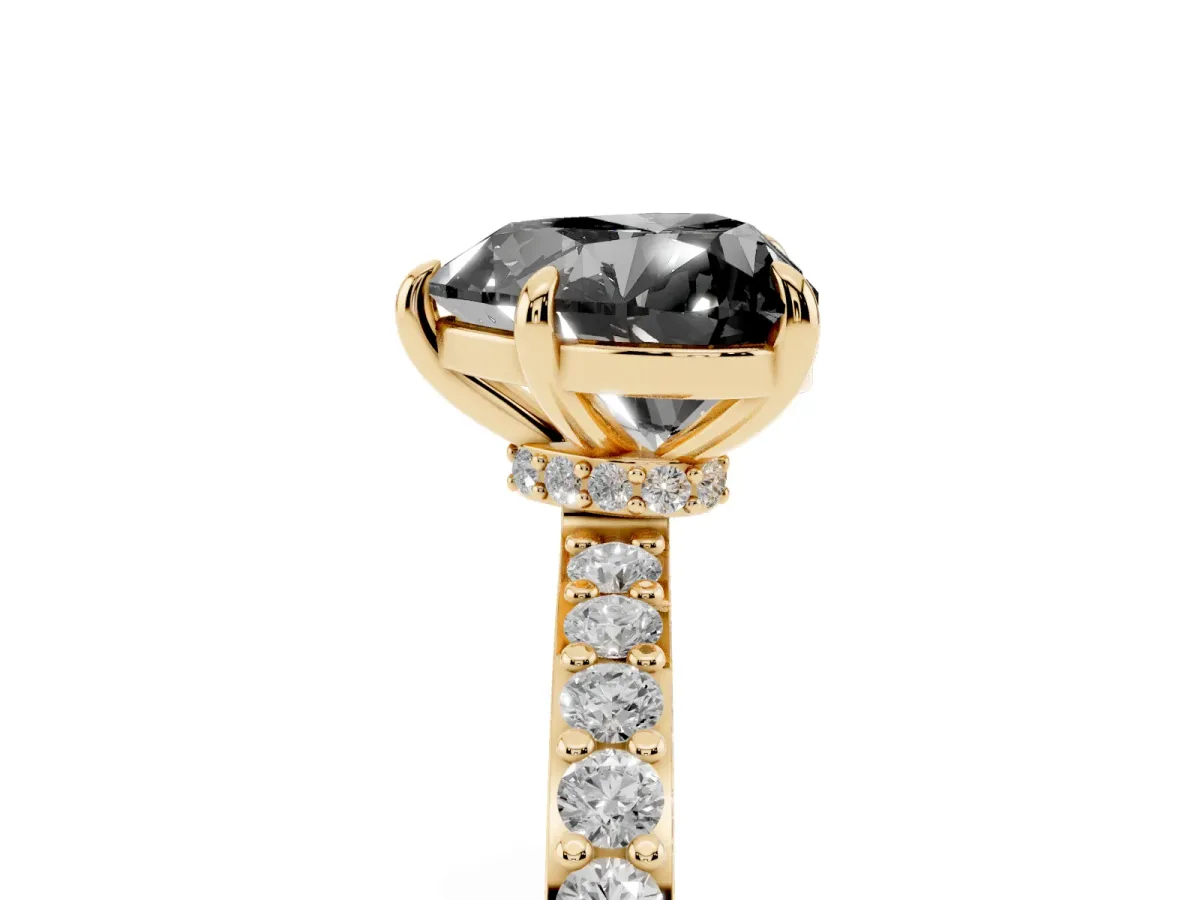 Fancy Black Heart Cut Diamond Pavé Engagement Ring with Round Accents and Prong Setting Yellow gold