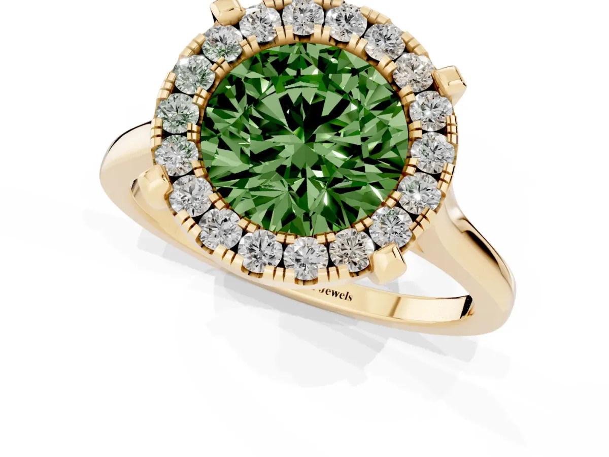 Fancy Green Round Cut Diamond Cluster Halo Solitaire with Four-Prong Setting Yellow gold