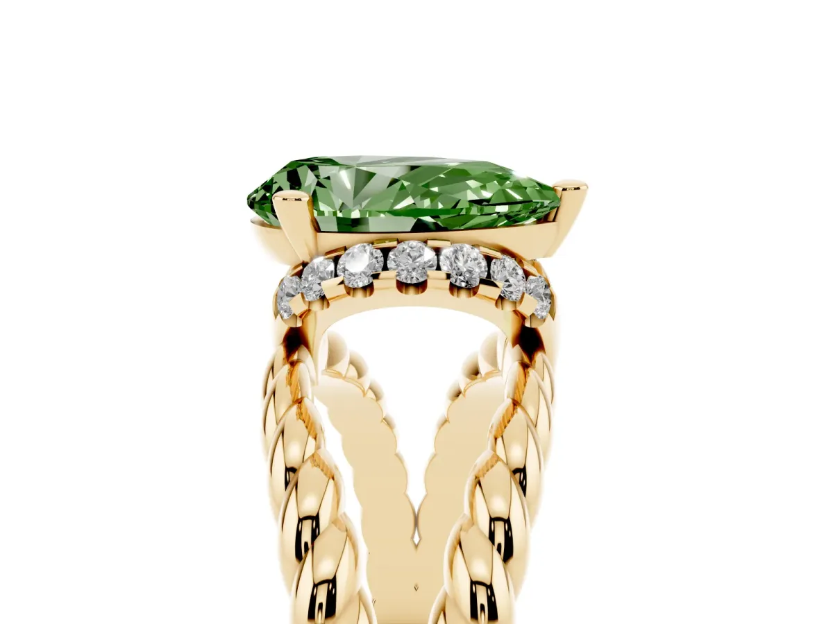Fancy Green Pear Cut Halo Twisted Band Four-Prong Ring Yellow gold