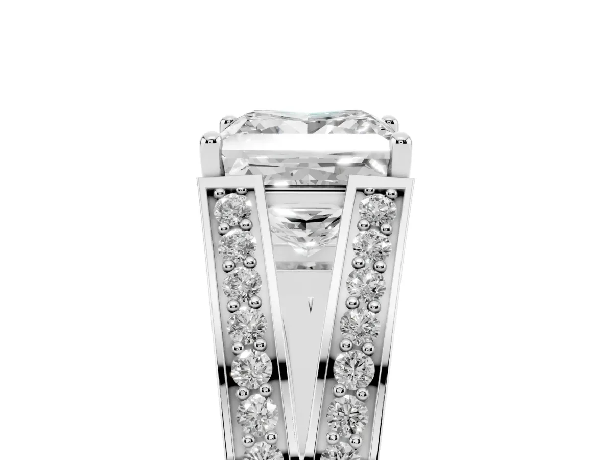 Princess Cut Diamond Split Shank Ring with Pavé Band and Four-Prong Setting White gold