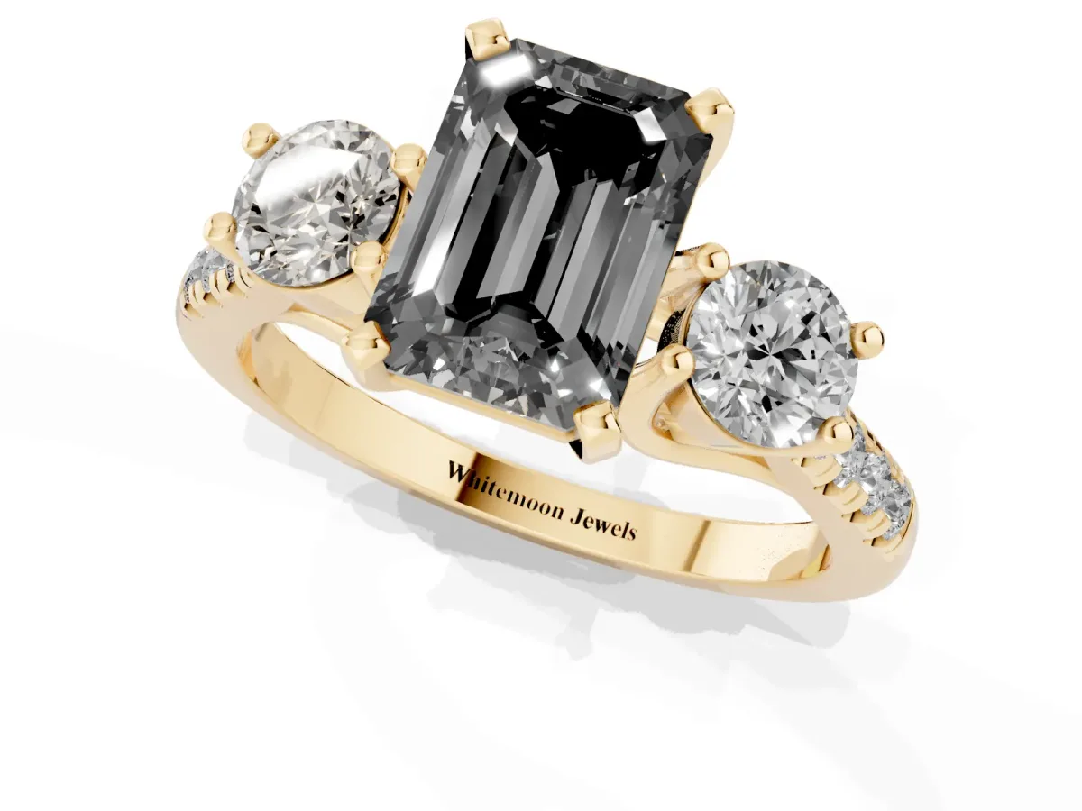 Fancy Black Three-Stone Emerald Cut Diamond Pavé Band with Four-Prong Setting Yellow gold