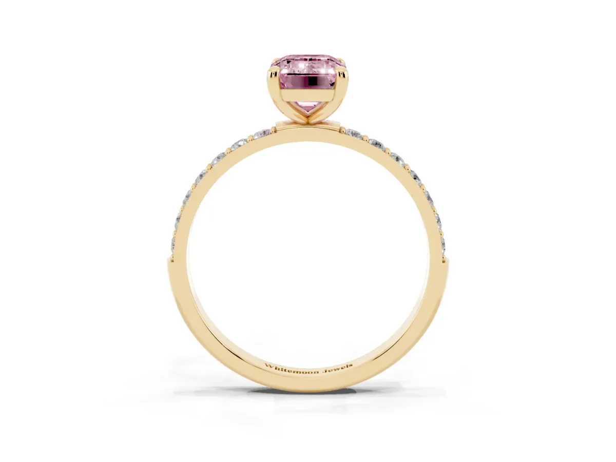 Fancy Pink Emerald Cut Diamond Solitaire Ring with Round Pavé Band and Prong Setting Yellow gold