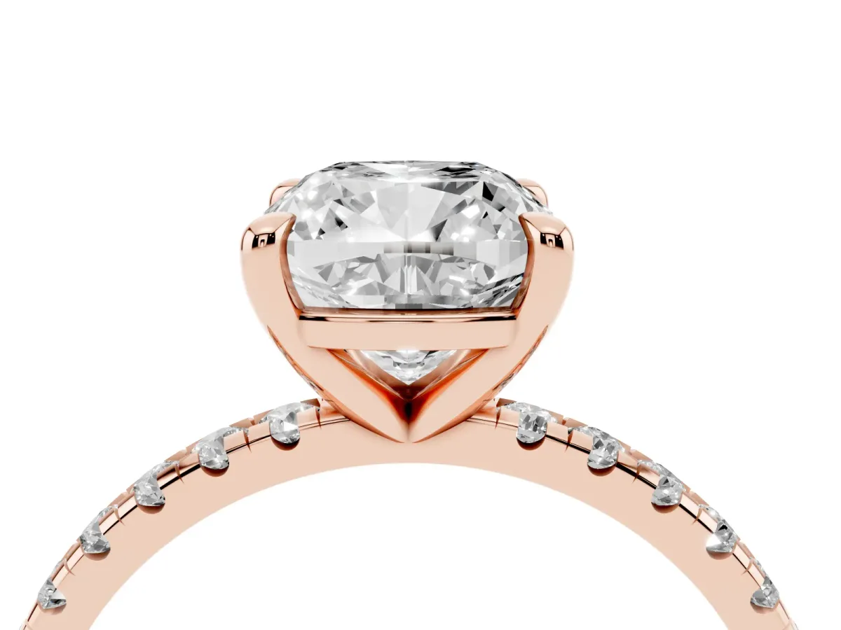 Cushion Cut Diamond Brilliant Solitaire Ring with Pavé Band and Four-Prong Setting Rose gold