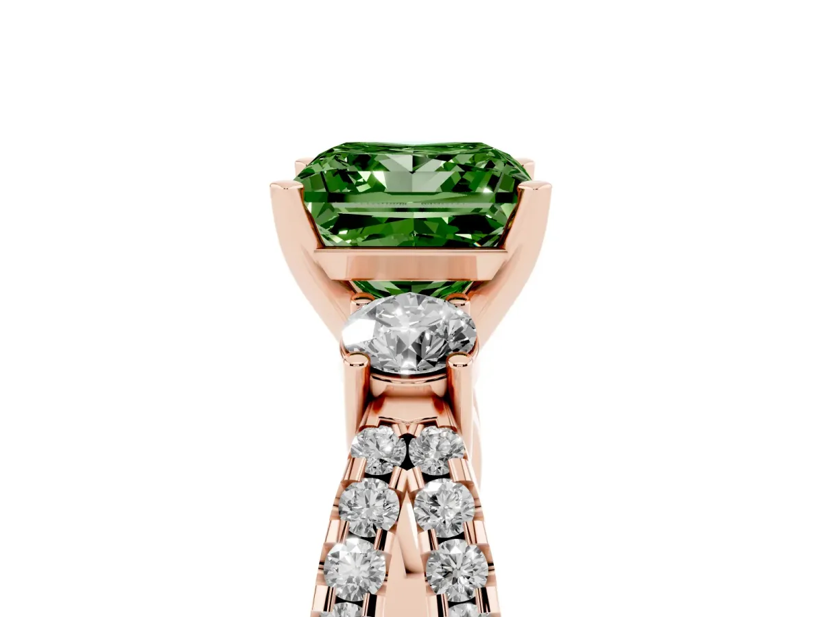 Fancy Green Princess Cut Diamond Three-Stone Ring with Pavé Split Shank and Four-Prong Setting Rose gold