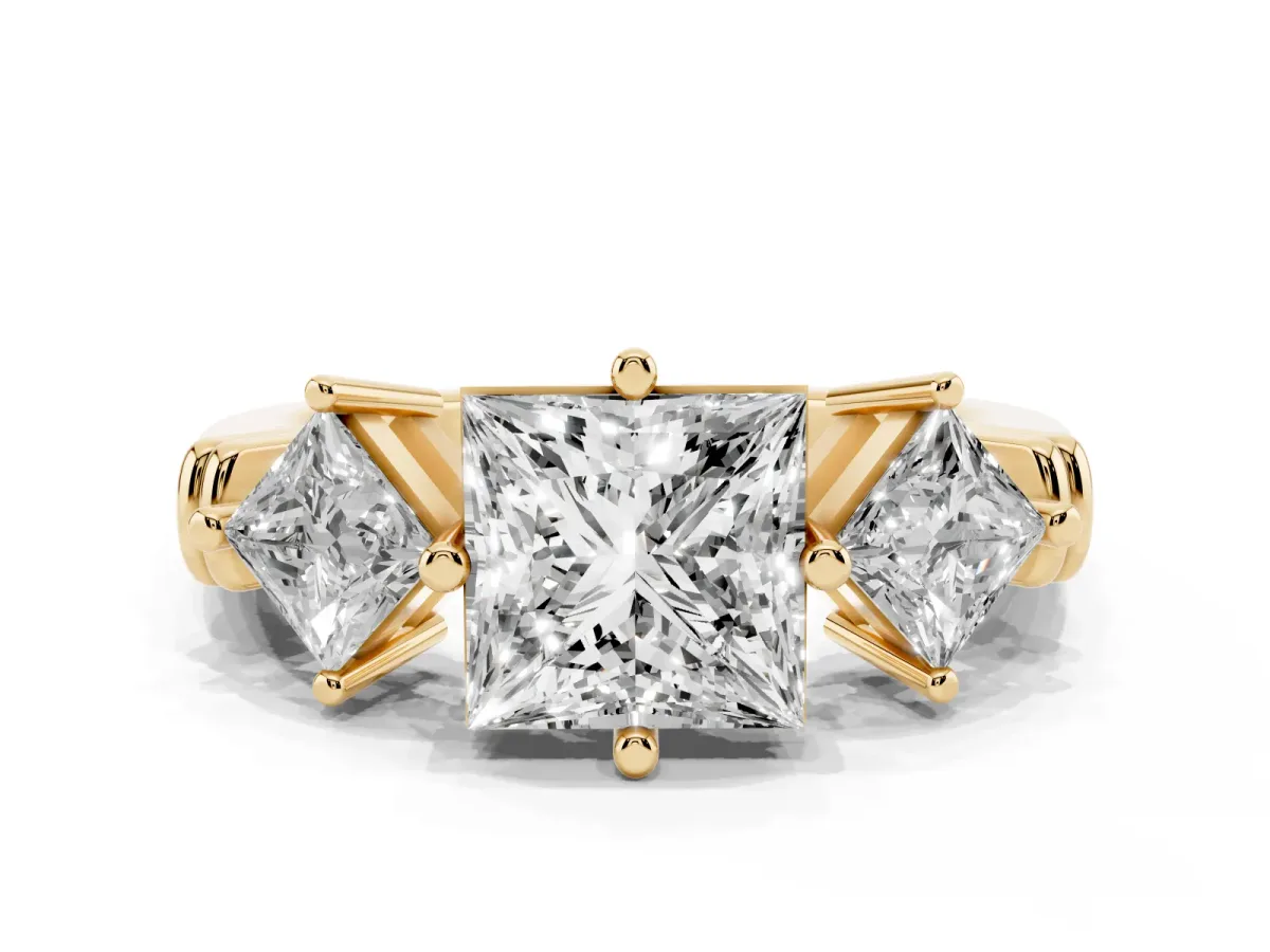 Three-Stone Princess Cut and Princess Cut Diamond Ring with Channel Band and Four-Prong Setting Yellow gold