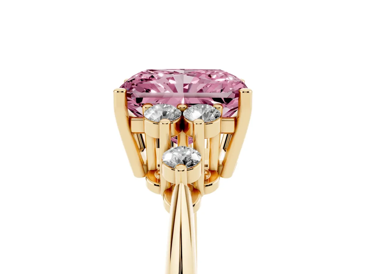 Fancy Pink Radiant Cut Cut Diamond Cluster Ring with Solitaire Band and Four-Prong Setting Yellow gold