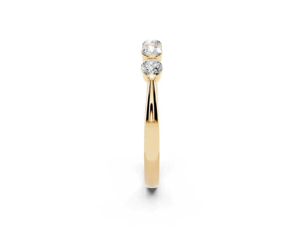 Five-Stone Round Cut Diamond Prong-Set Half Eternity Band Yellow gold
