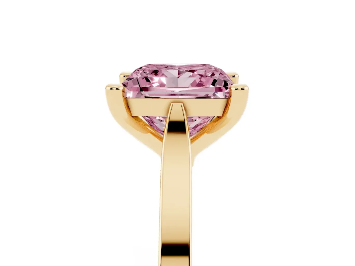 Fancy Pink Princess Cut Solitaire Diamond Ring with Four-Prong Setting and Tapered Band Yellow gold