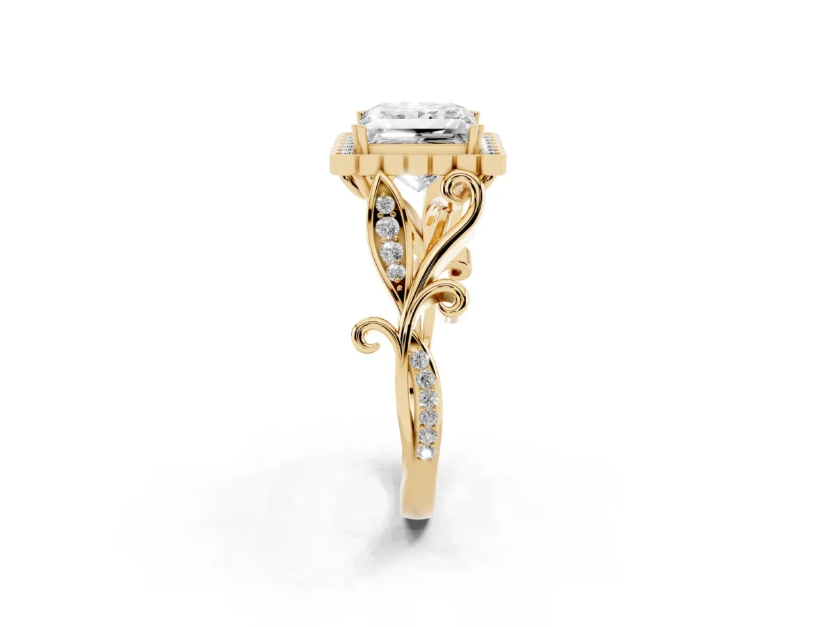 Princess Cut Diamond Halo Ring with Vintage Split Shank and Four-Prong Setting Yellow gold