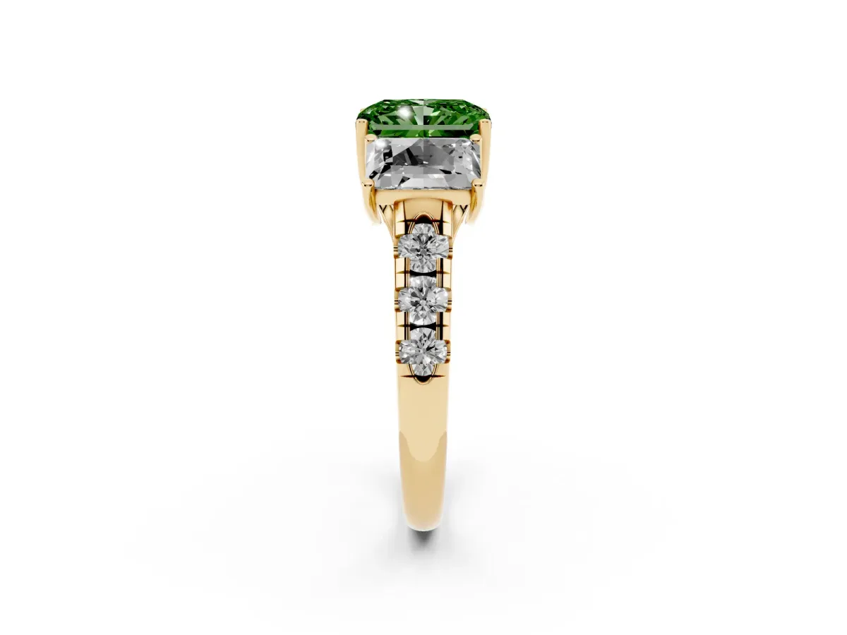 Fancy Green Three-Stone Radiant Cut Diamond Pavé Band with Prong Setting Yellow gold